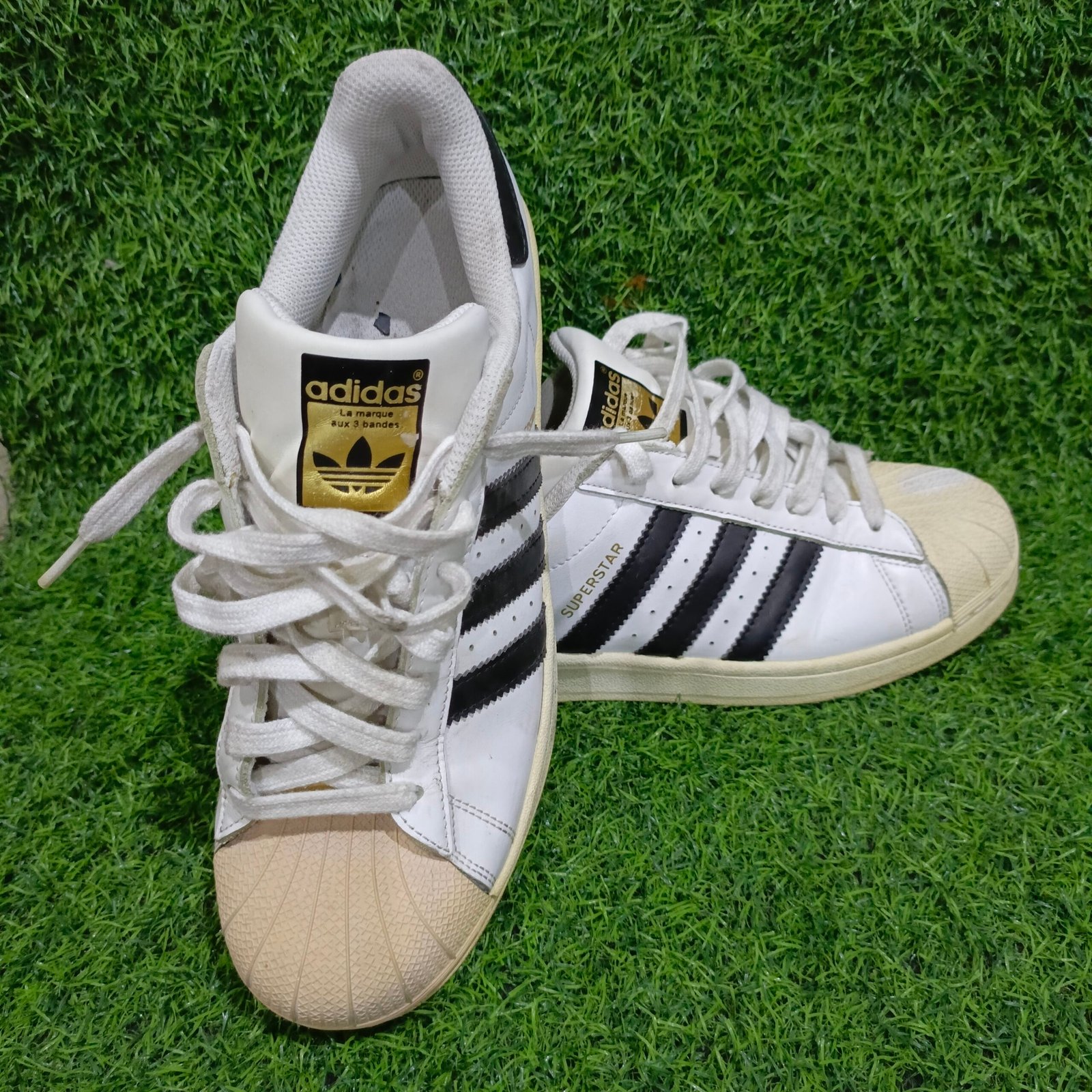 Adidas Superstar OG (Size: 42-43) - Image 4