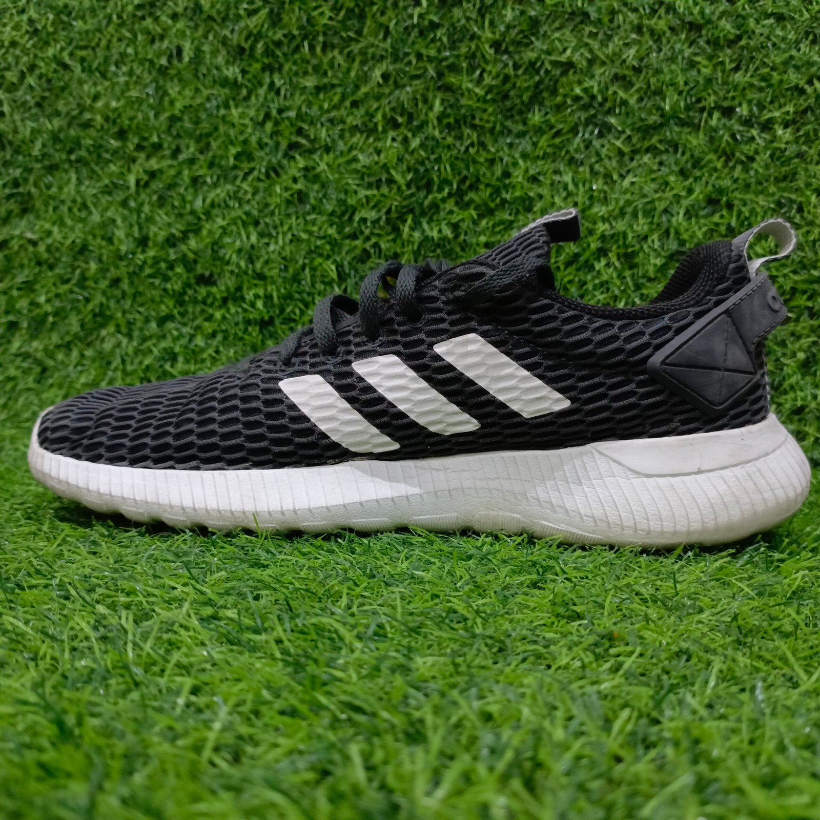 Adidas Cloudfoam (Size: Euro 41-42-43)
