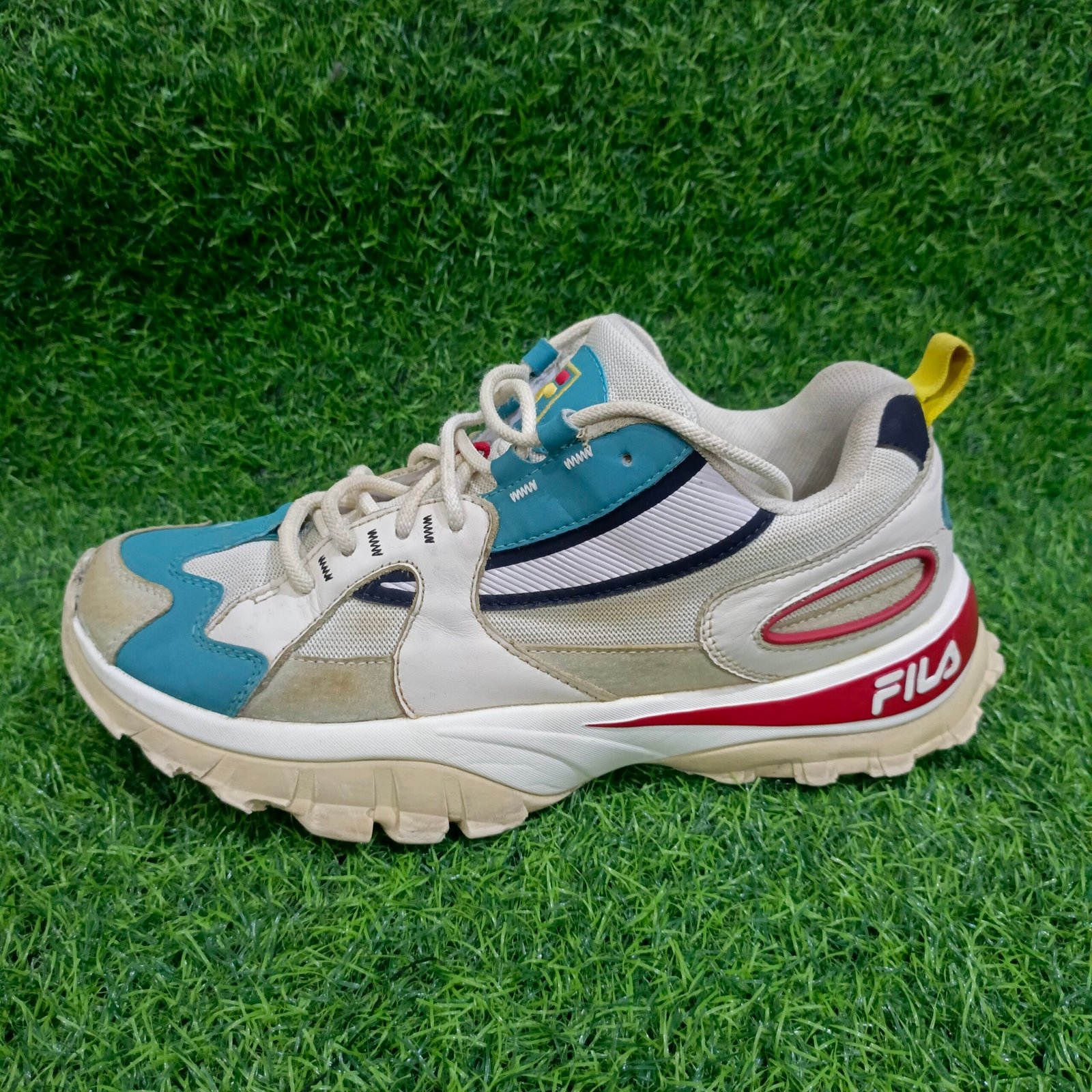 FILA Retro Chunky Sneakers (Size 41-42) - Image 4