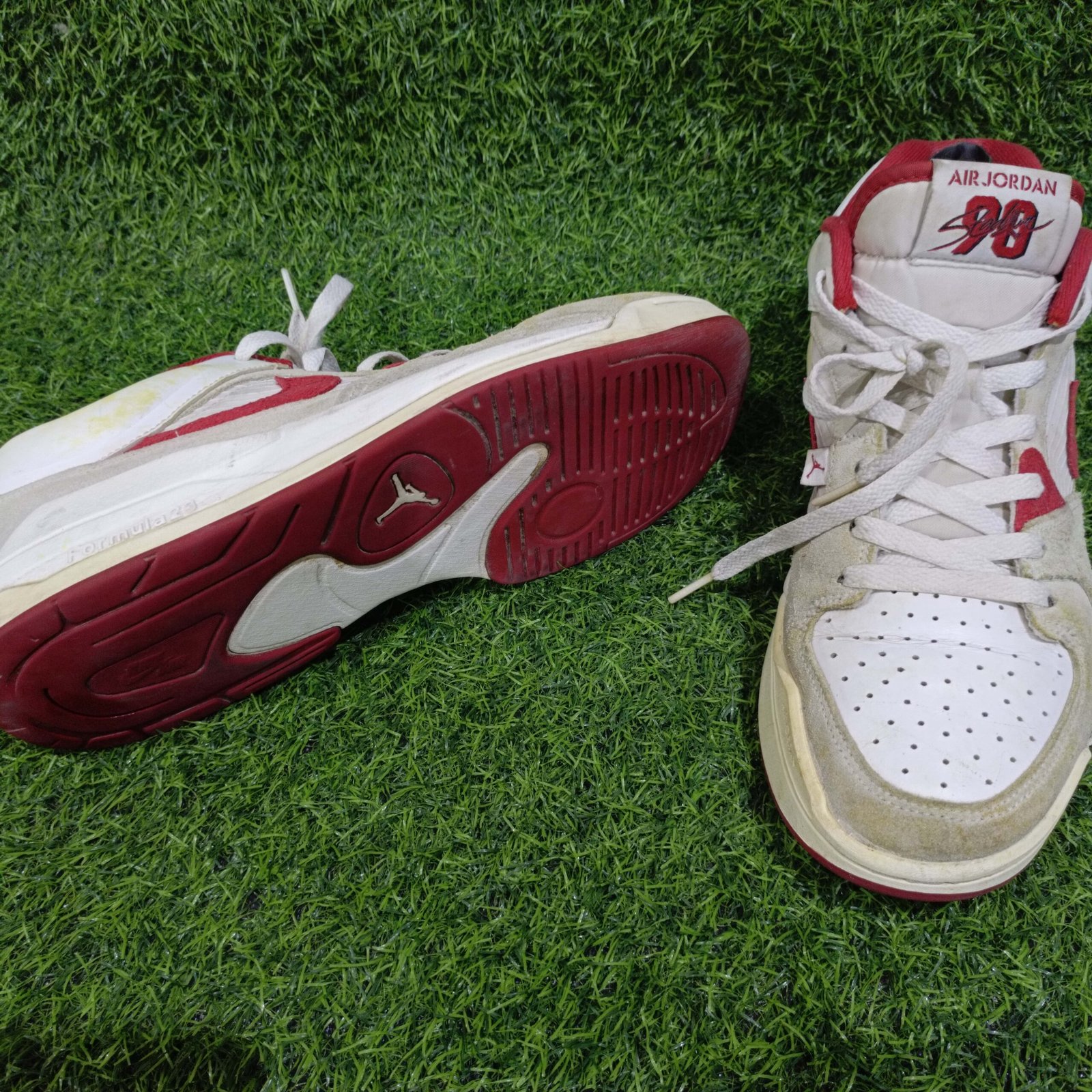 Air Jordan Formula 23 Retro (Size: 42-43)